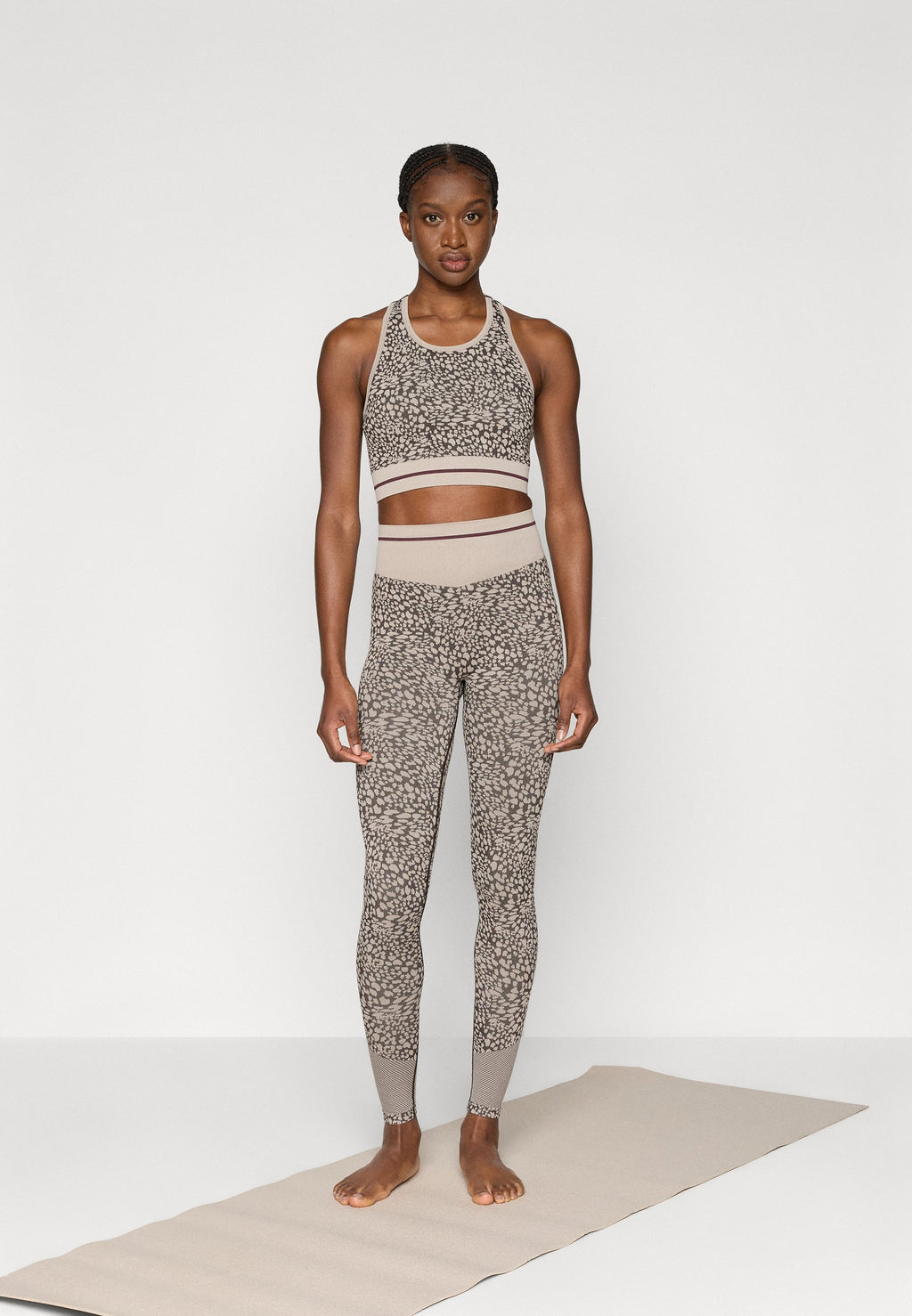ONLY Play Sports leggings ONPAJESSA Stretch Fit