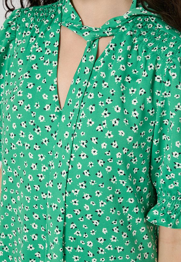 DKNY SMOCKED
