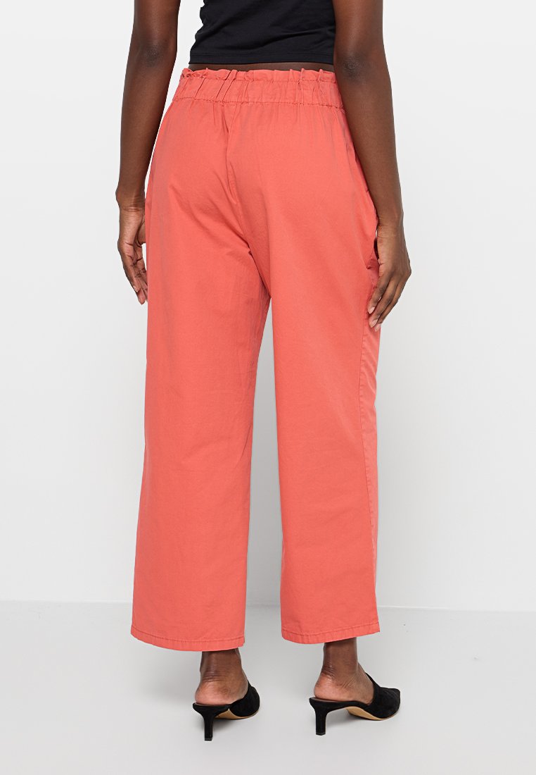 Esprit Stoffhose Media 3