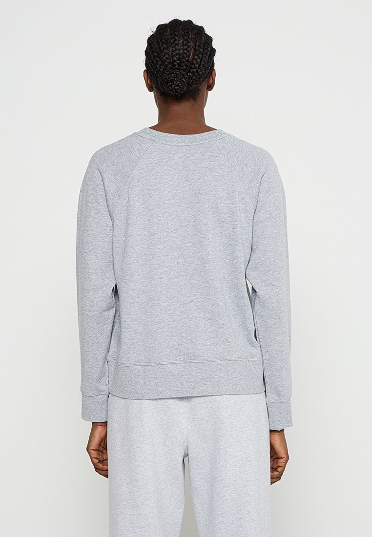 DKNY Sport