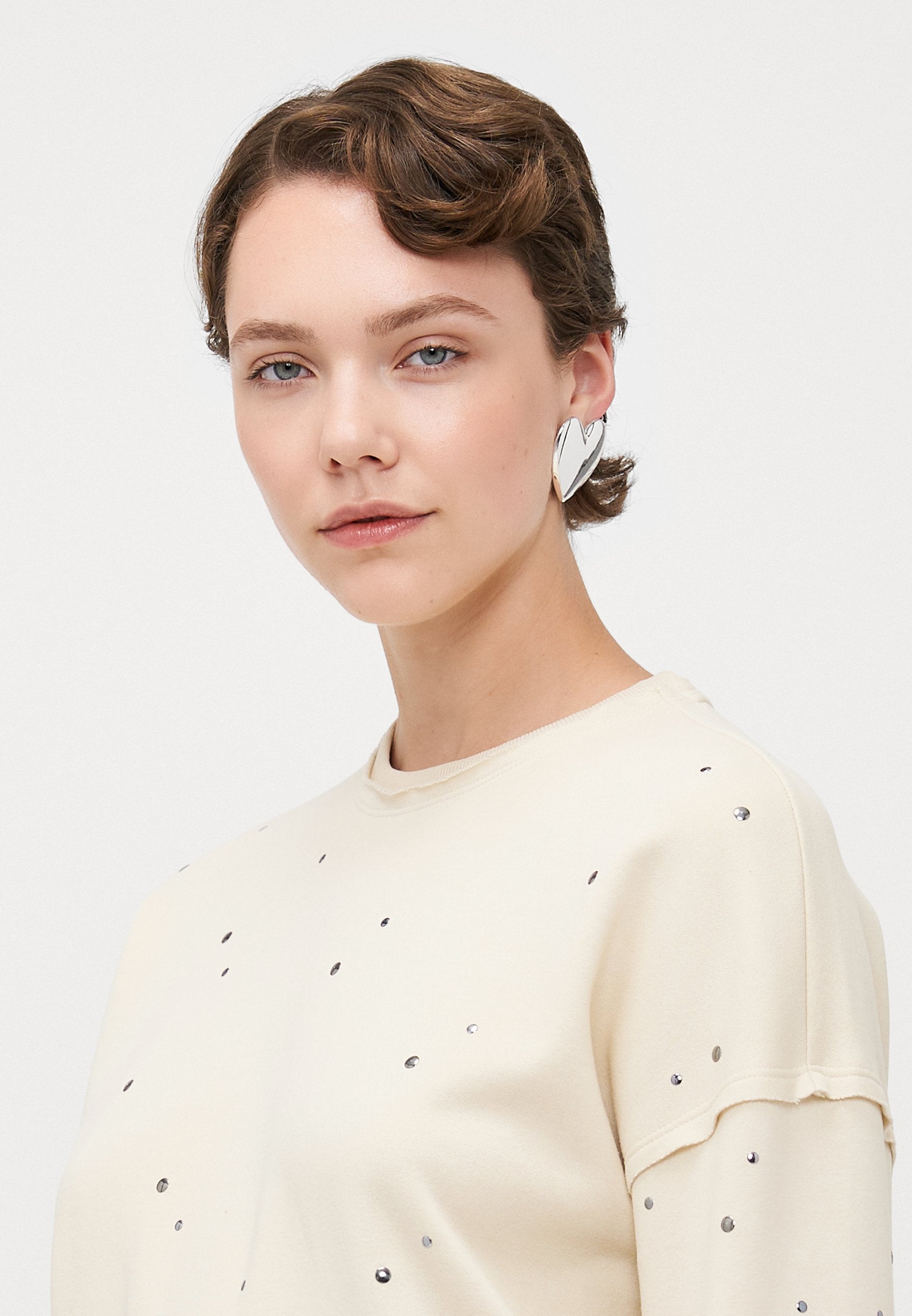 ONLCALLIE O NECK DETAIL Media 5