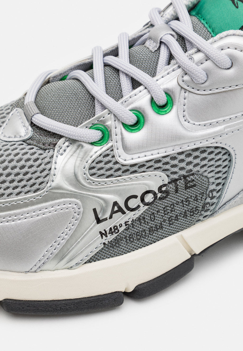 Lacoste L003 NEO