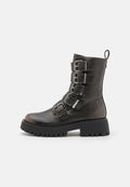 Steve Madden DIRECTOR