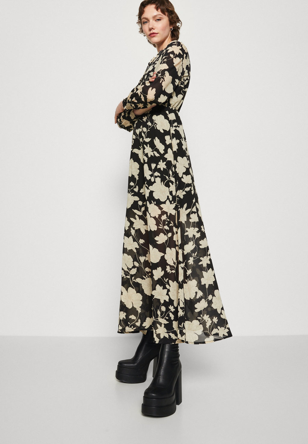 ONLLINNEA DRESS Media 5