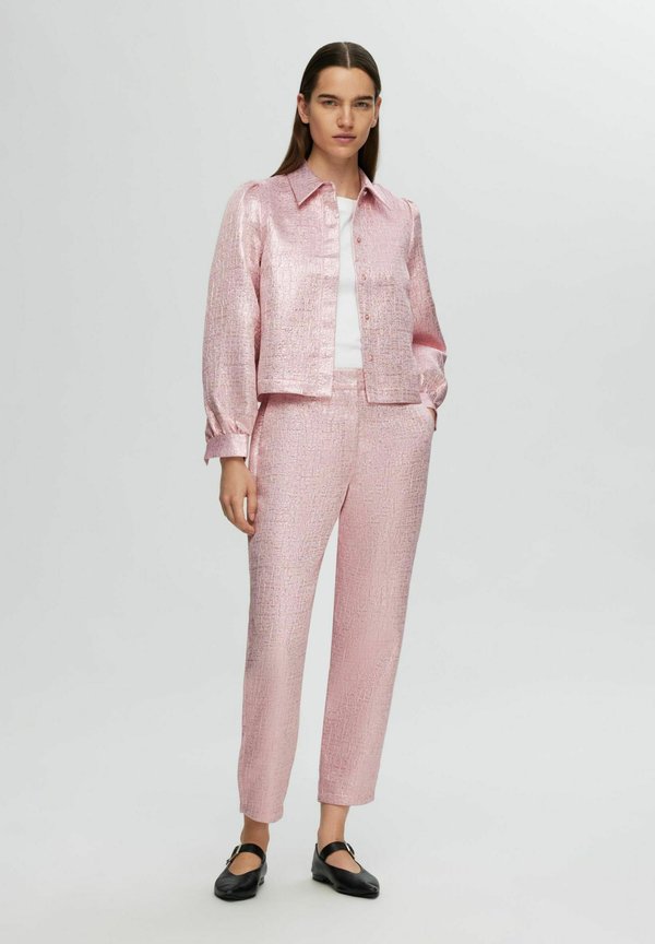 Selected Metallic jacquard