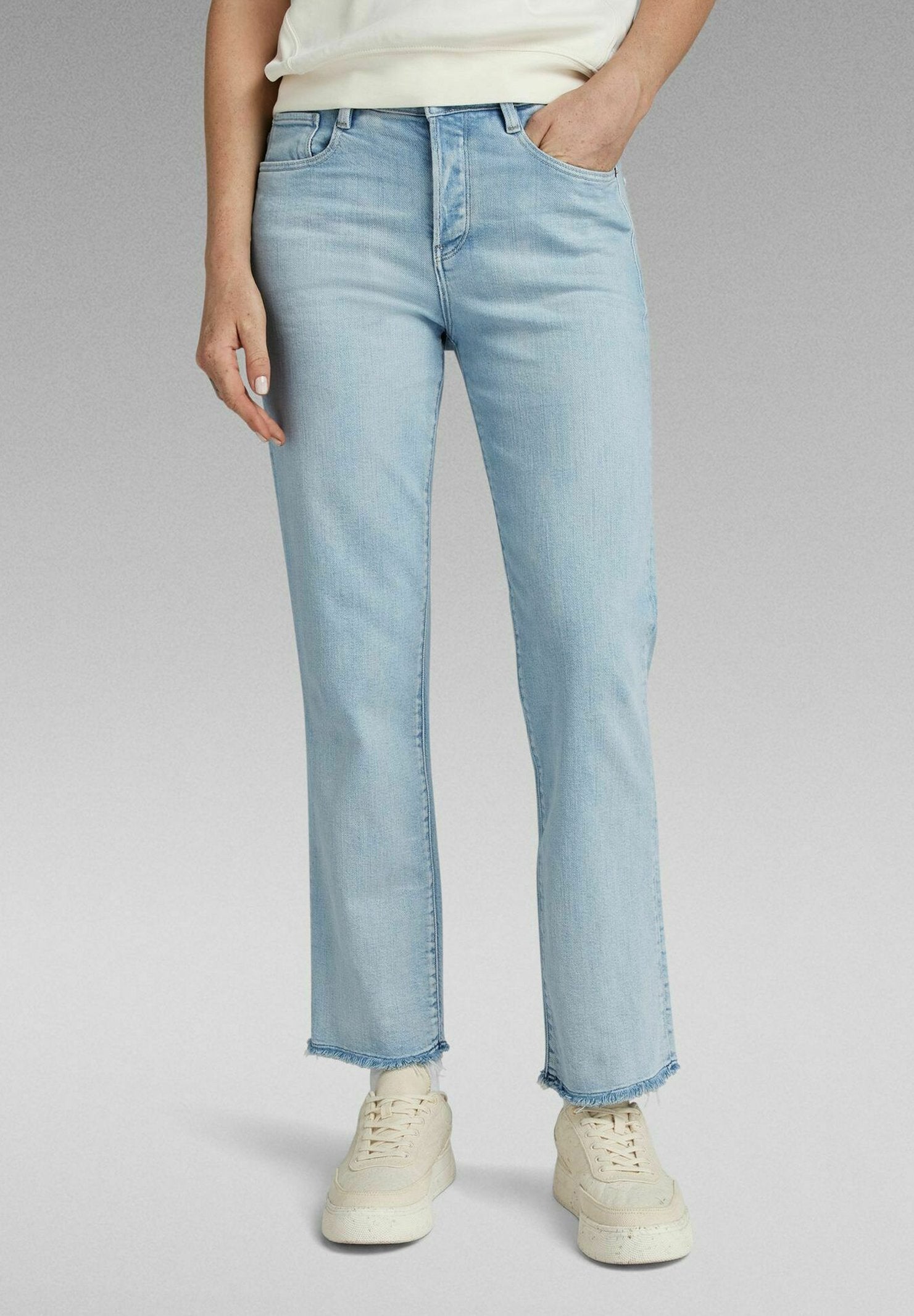 STRACE CROPPED  Media 1