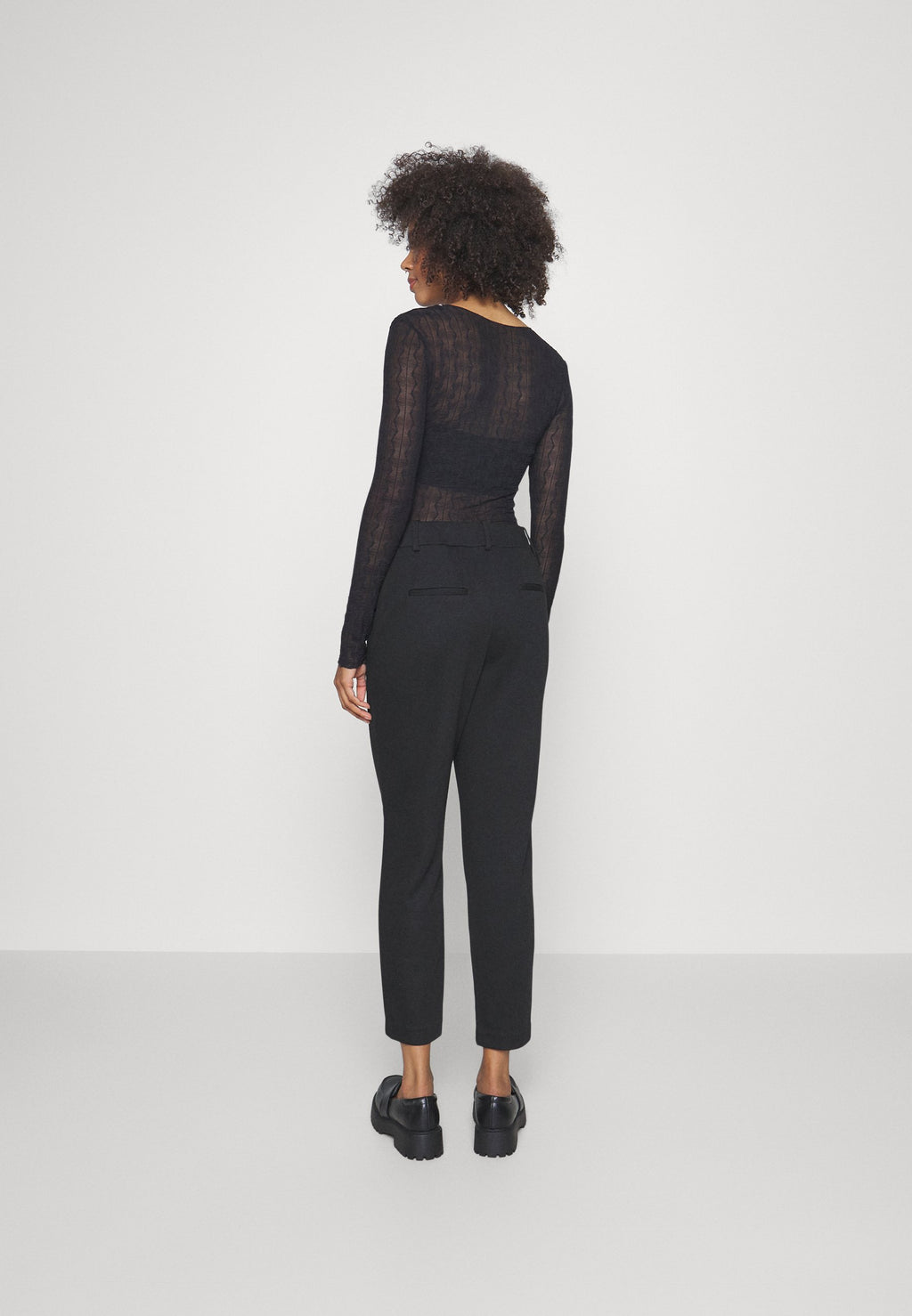 Vero Moda VMSUMICLARA TAPERED PANT