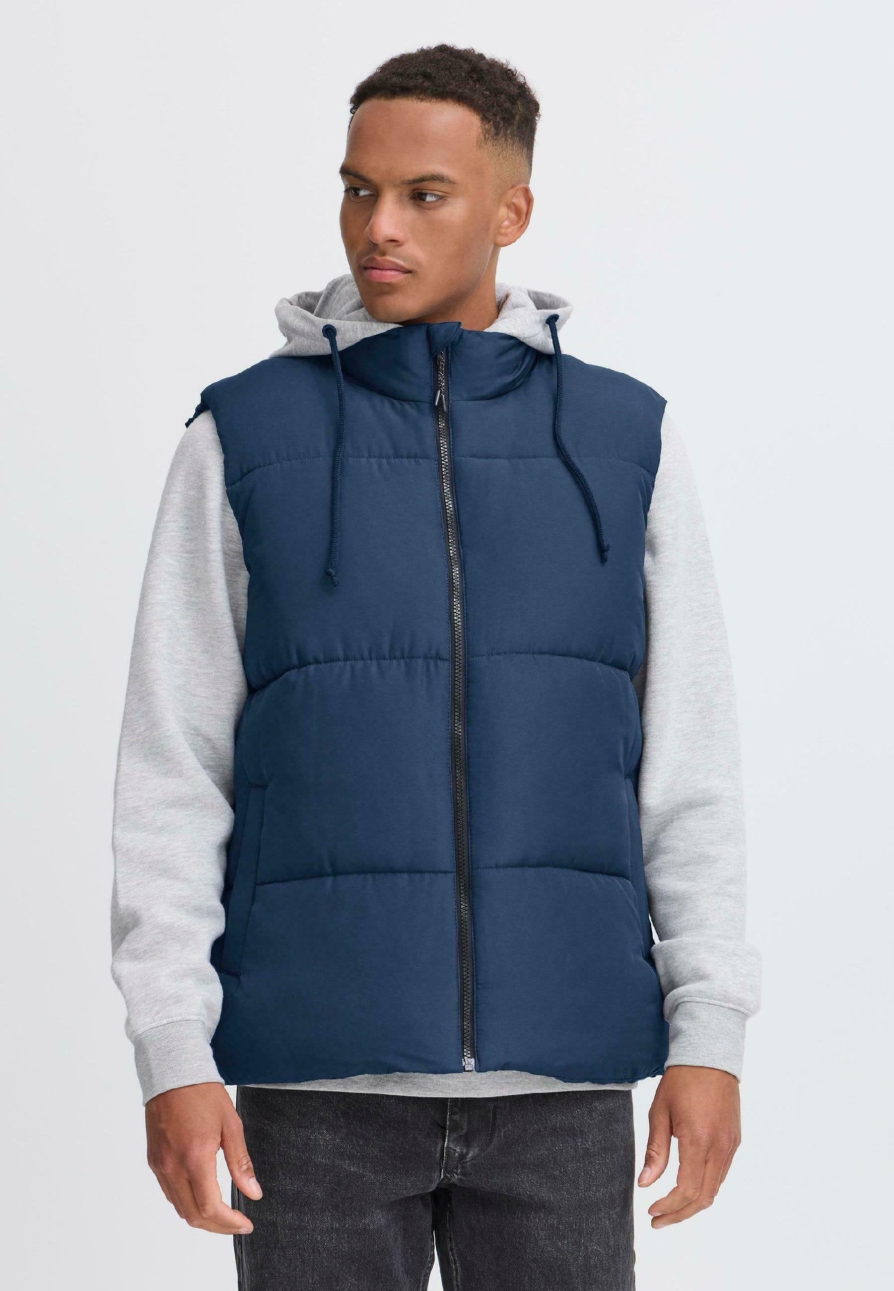BHELWIN HOODED Media 3