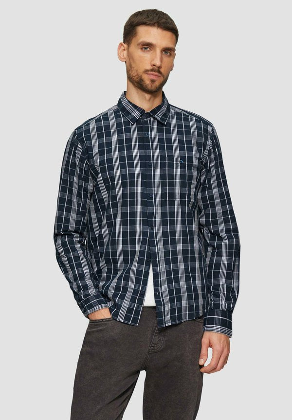 s.Oliver REGULAR FIT KARIERTES MIT LABEL PATCH - Shirt - navy