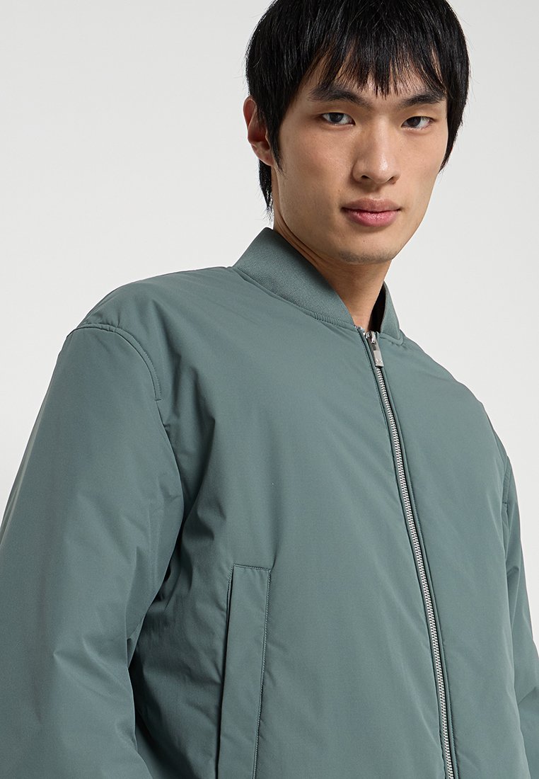 Armani Exchange Bomberjacke Media 4
