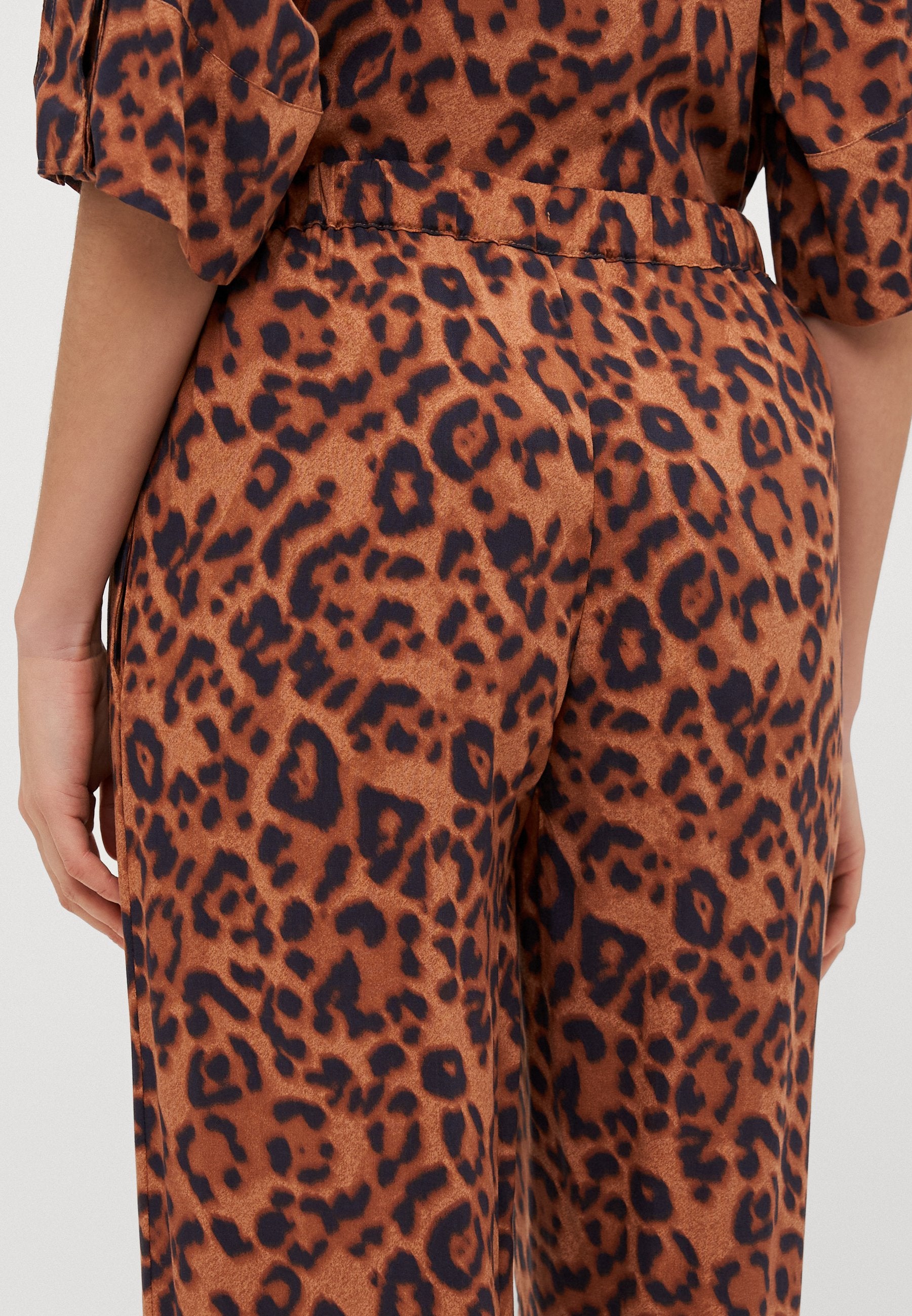 TROUSERS Media 5