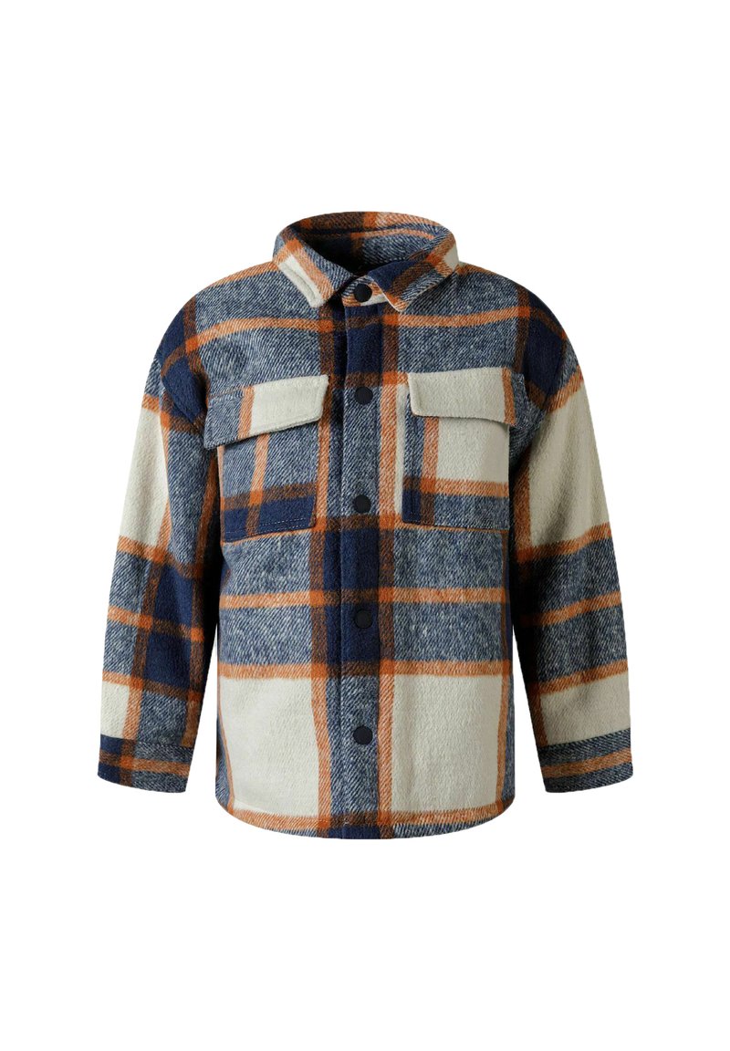 WARM SHIRT STYLED Media 1