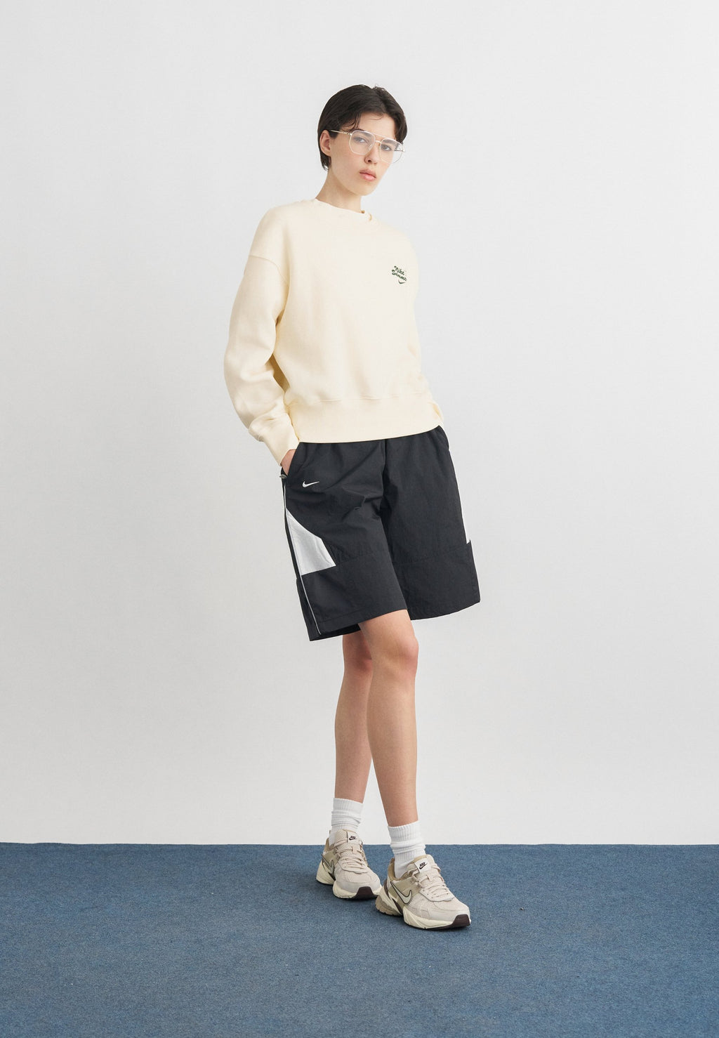Nike Sportswear CREW