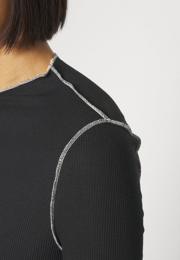 Vero Moda Petite VMSNIPA TEE