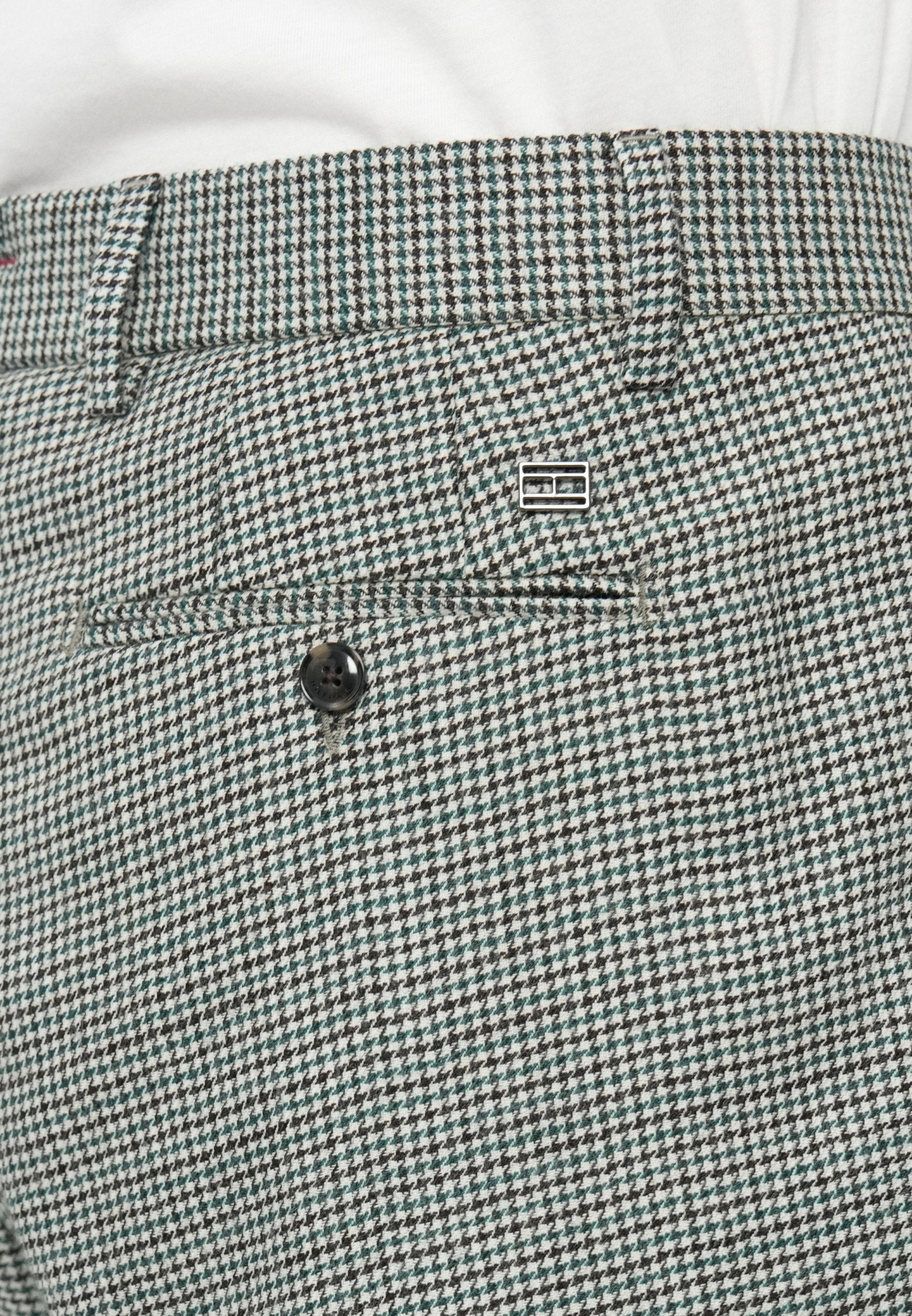 SMART CASUAL PURE WOOL CHECK RELAXED TROUSERS Media 6