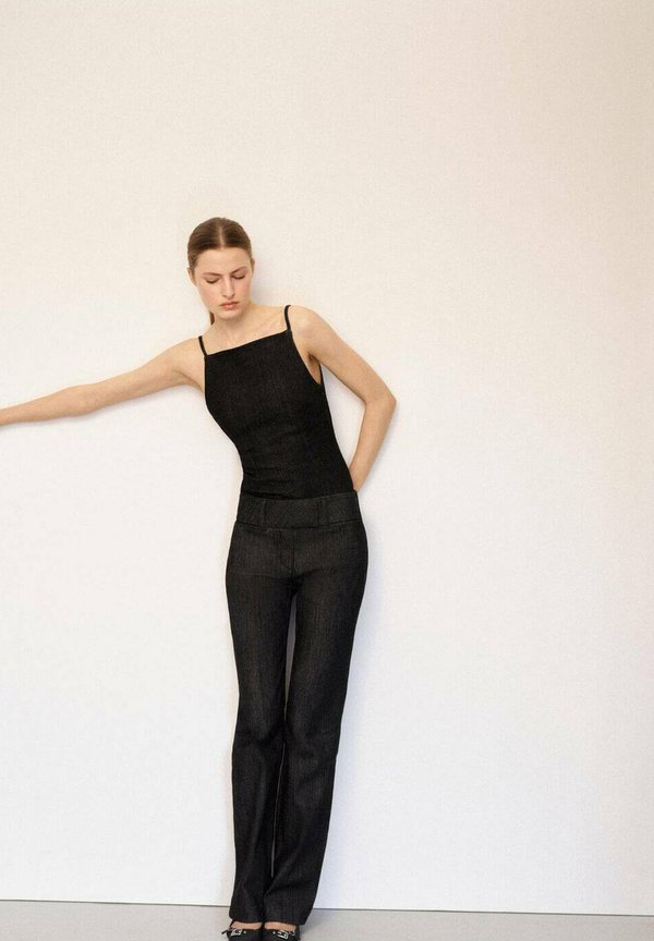 Mango Top - black