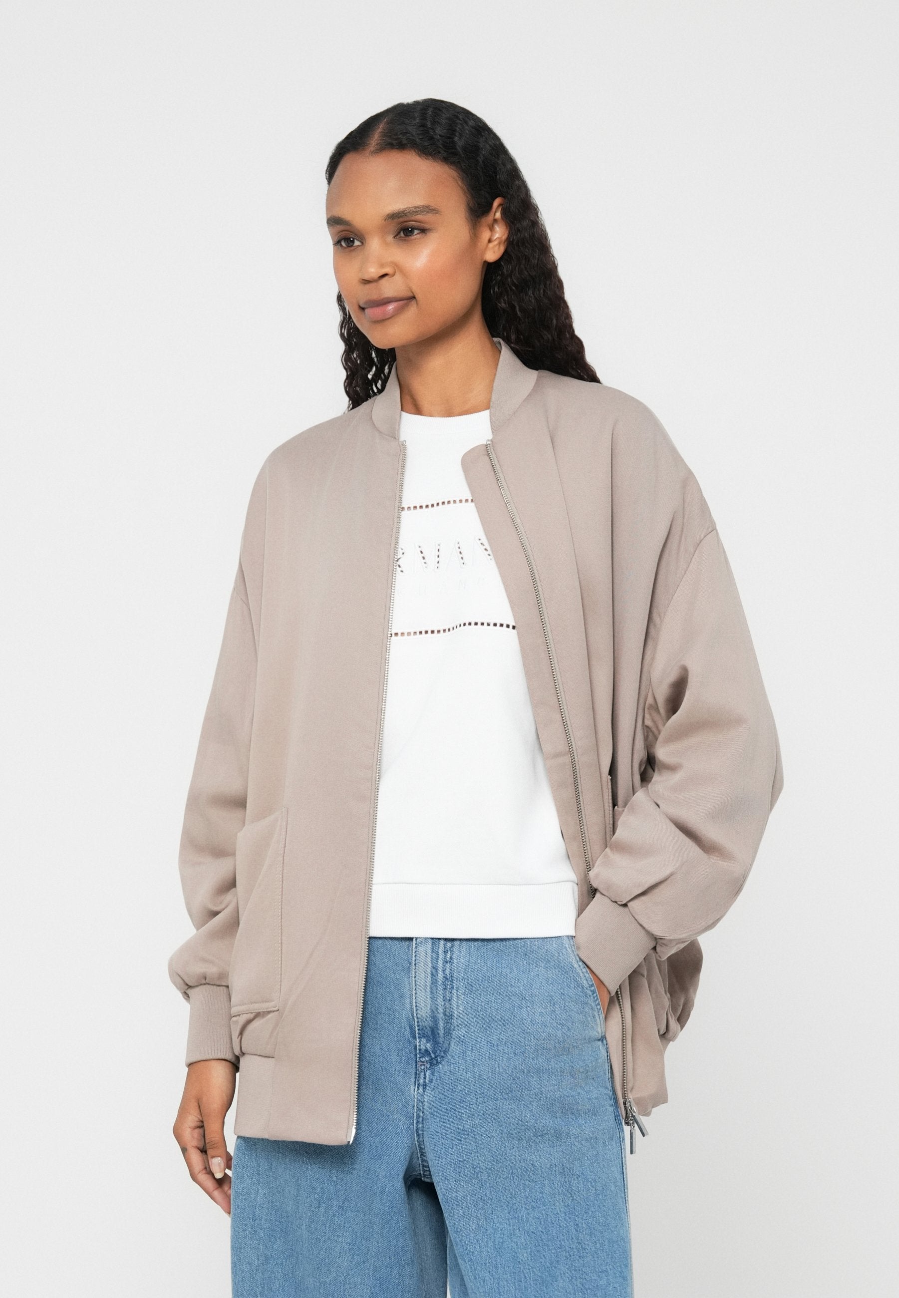 Armani Exchange Bomberjacke Media 4