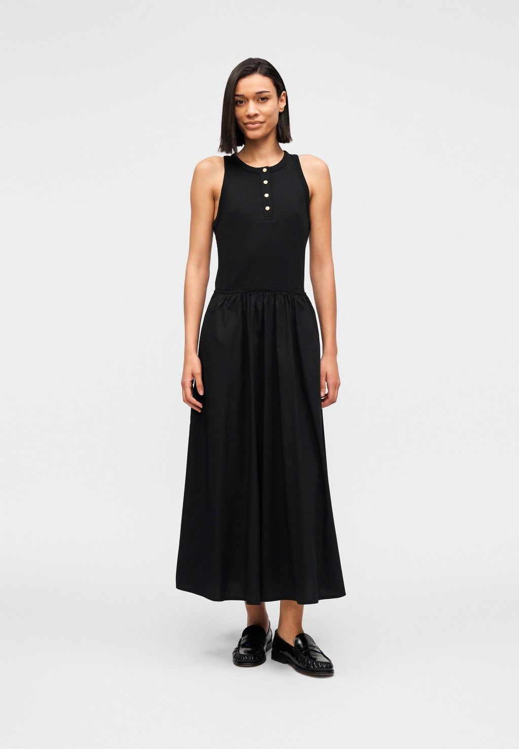 BUTTON DRESS Media 3