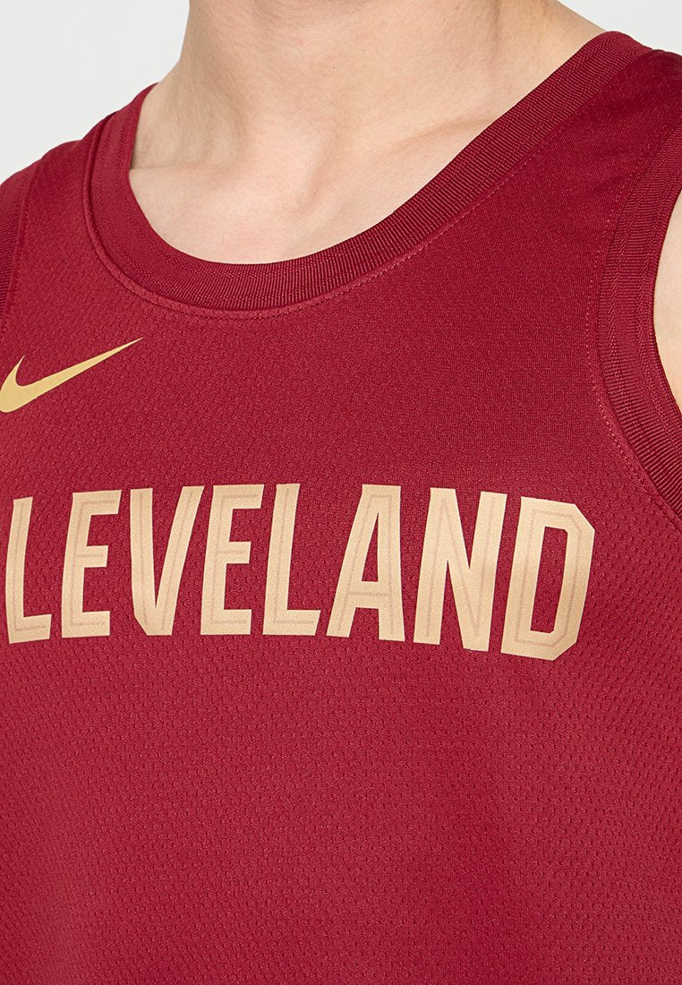 Nike Performance