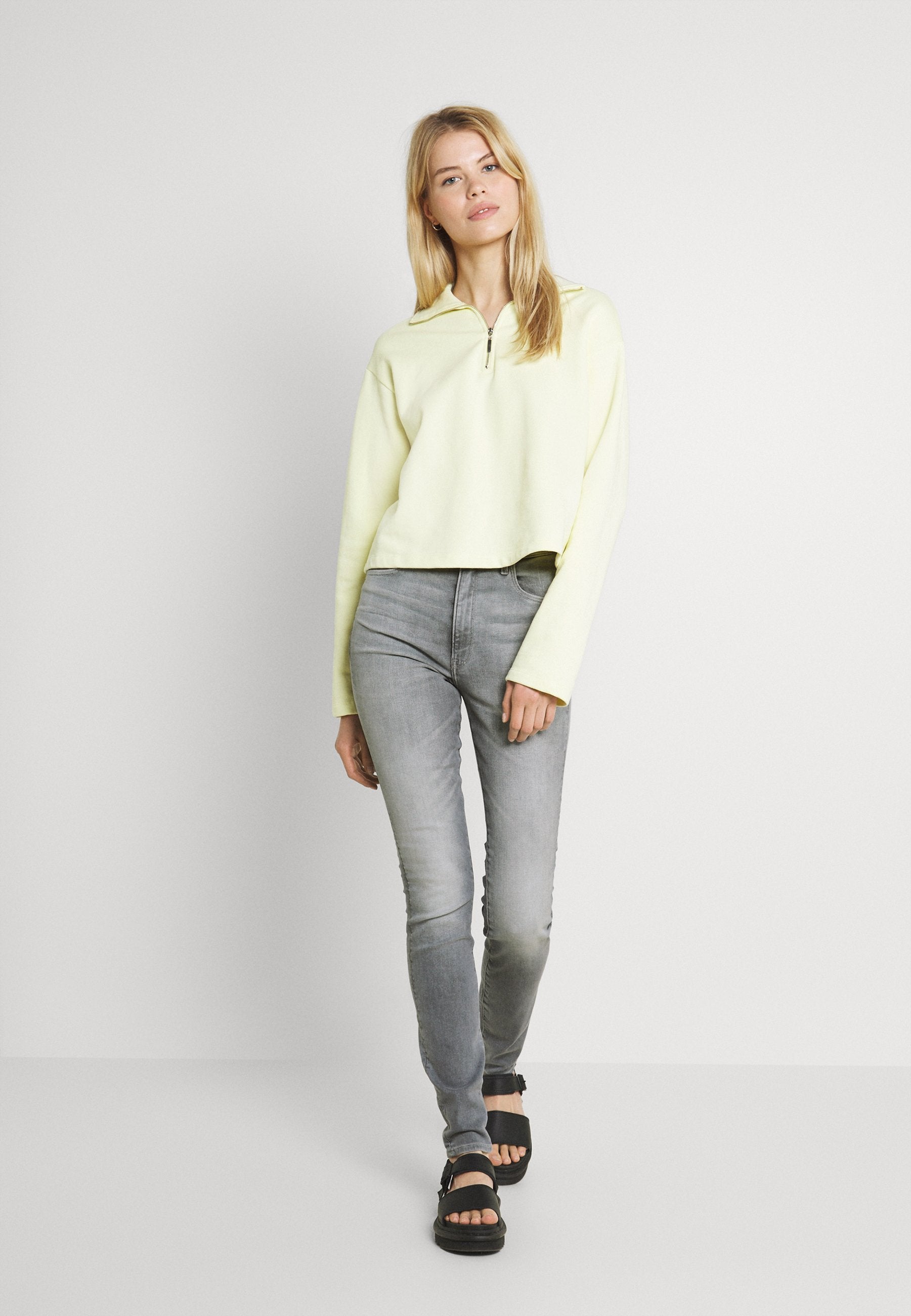 KAFEY ULTRA HIGH SKINNY Media 2