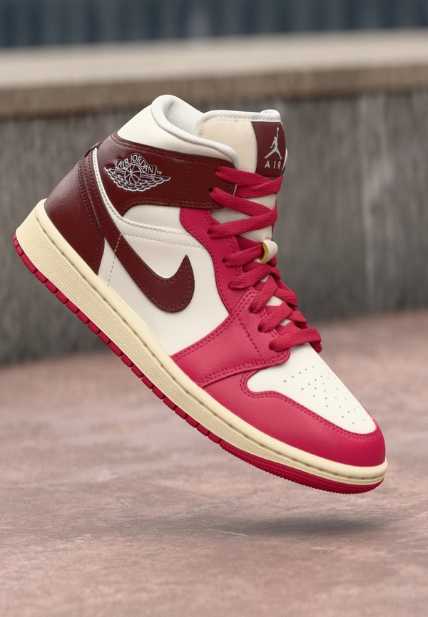 Jordan AIR JORDAN 1 MID