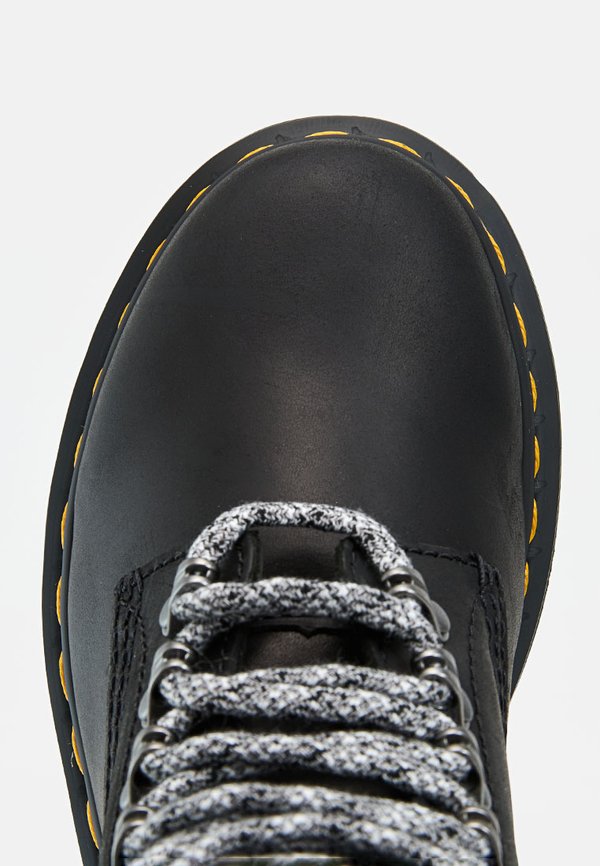 Dr. Martens 1460 SERENA