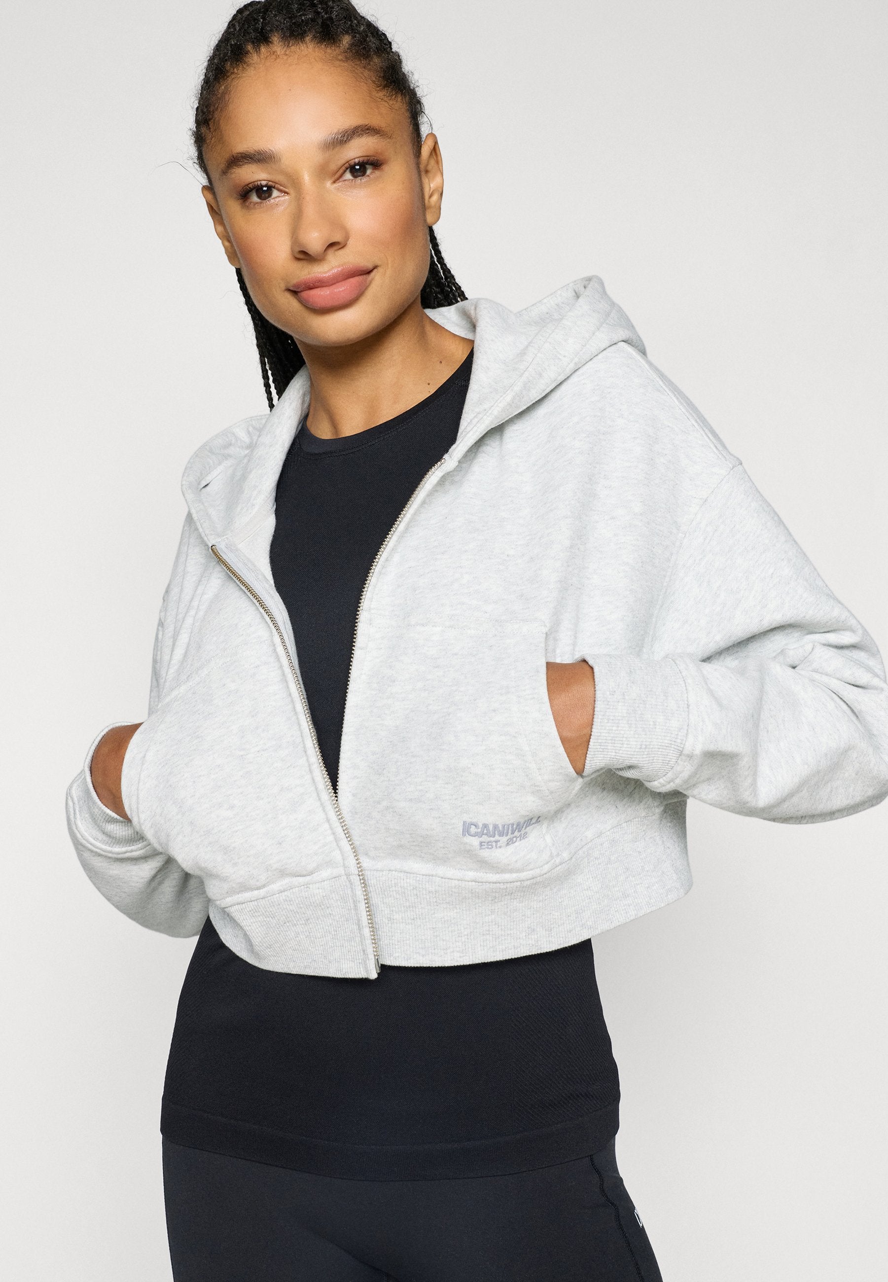 ICANIWILL ESSENCE CROPPED HOODIE