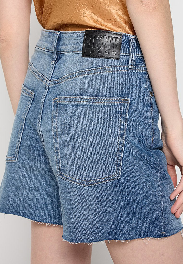 DKNY