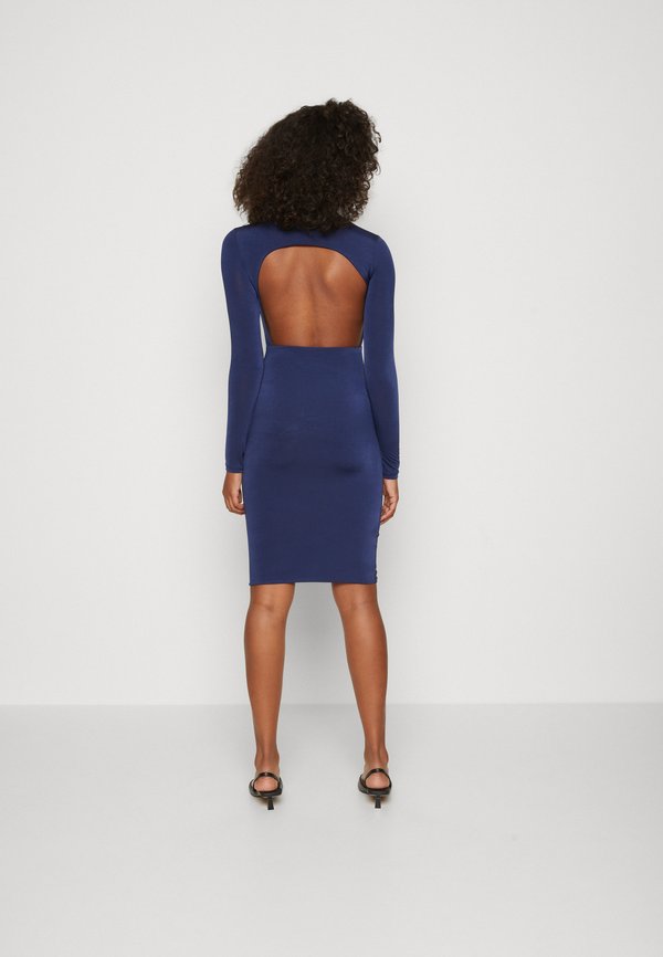 WAL G. TAZ BACKLESS MIDI DRESS