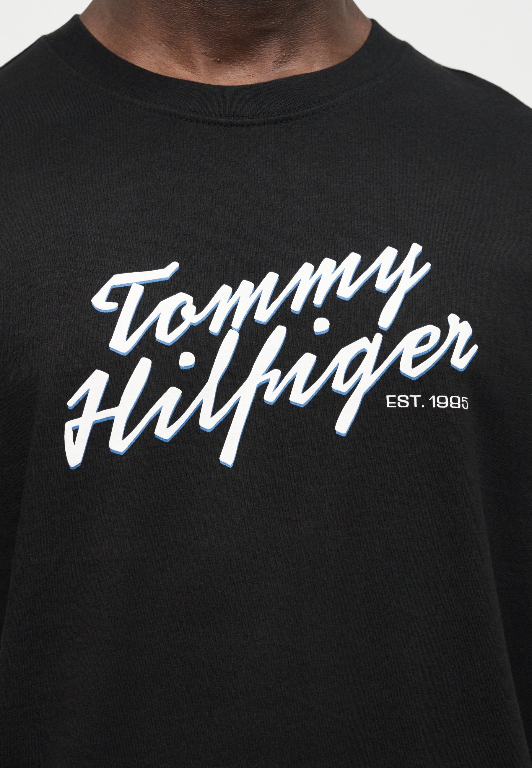 SUMMER TEXT GRAPHIC TEE Media 6