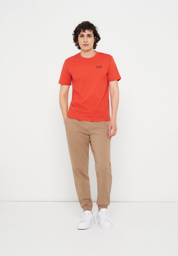 EA7 Emporio Armani