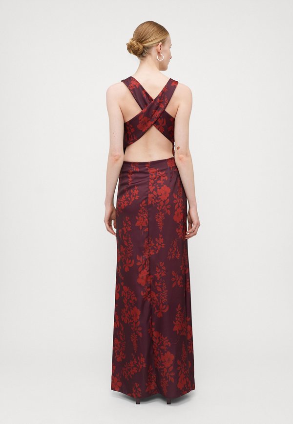 WAL G TALL AUTUMN WEDDING SASHA BACK CROSS PRINT MAXI