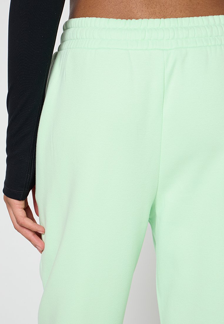 Fabletics MADDIE