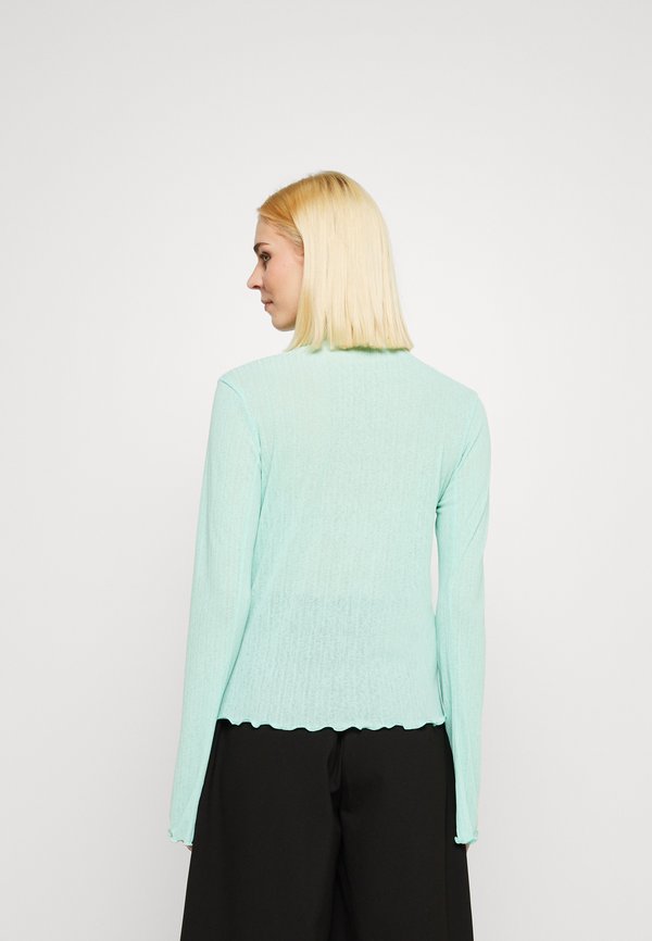Mads Nørgaard  HARTHA TOP