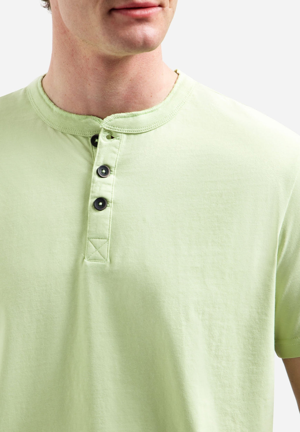 WITH BUTTON CLOSURE Media 6