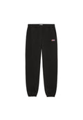 Schwarze Jogginghose mit elastischem Bund und zulaufenden Bündchen, ausgestattet mit einem kleinen rechteckigen Logo-Patch in Lila und Weiß.