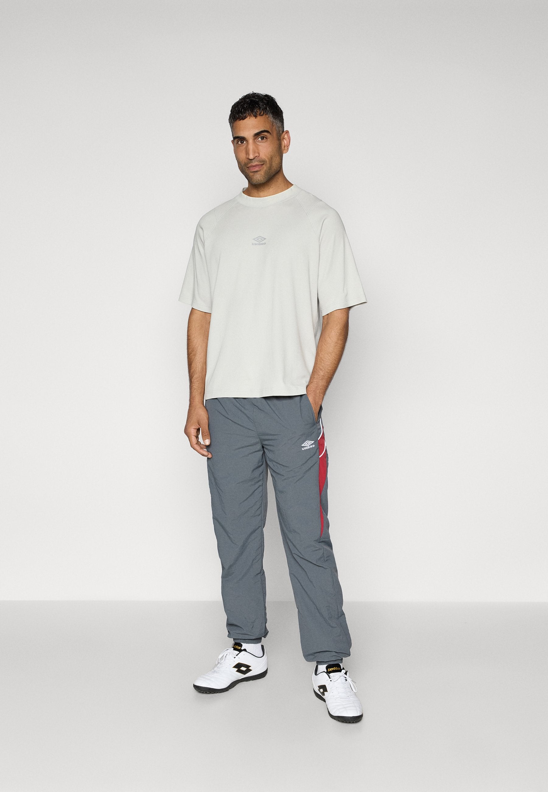 Umbro WASHED HIGH NECK BOXY TEE