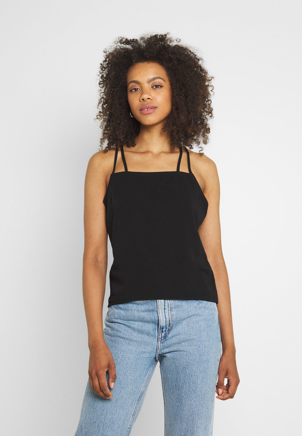 NU-IN CROSS STRAP DEEP BACK
