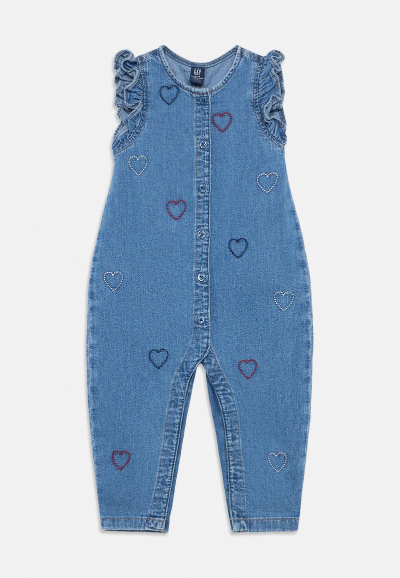 Ärmelloser blaues Denim-Baby-Strampler mit Knöpfen vorne, gerafften Schultern und bestickten roten, weißen und marineblauen Herzmotiven.