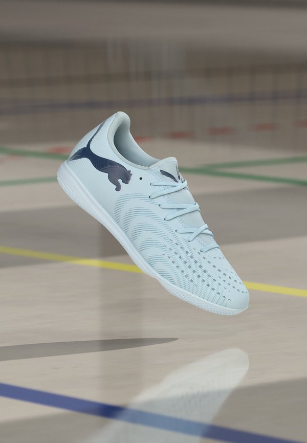 Puma FUTURE 9 PLAY IT - Indoor football boots - icy blue/blue jewel