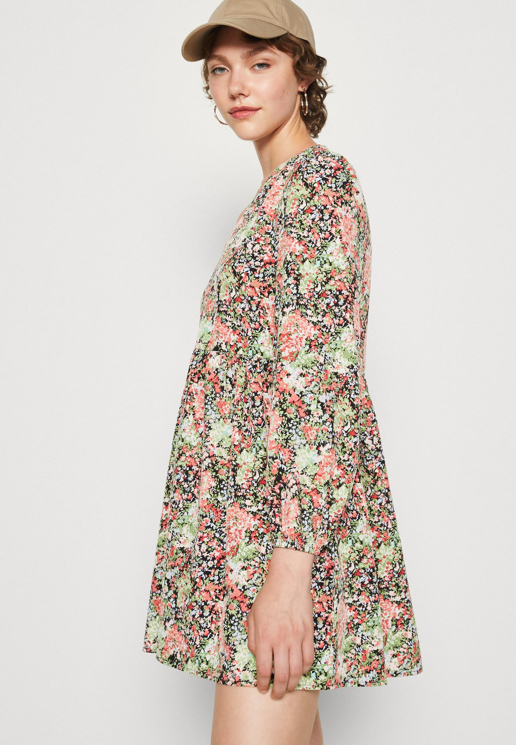 Pieces PCMOLLY V-NECK SHORT DRESS