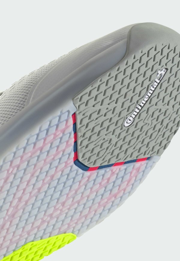adidas Performance DROPSET 4 TRAINING SHOES