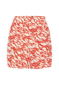 Cremefarbene Shorts mit rotem, abstraktem Wellenmuster, mit lässiger Passform und elastischem Bund. Glatter Stoff, knielanger Schnitt.