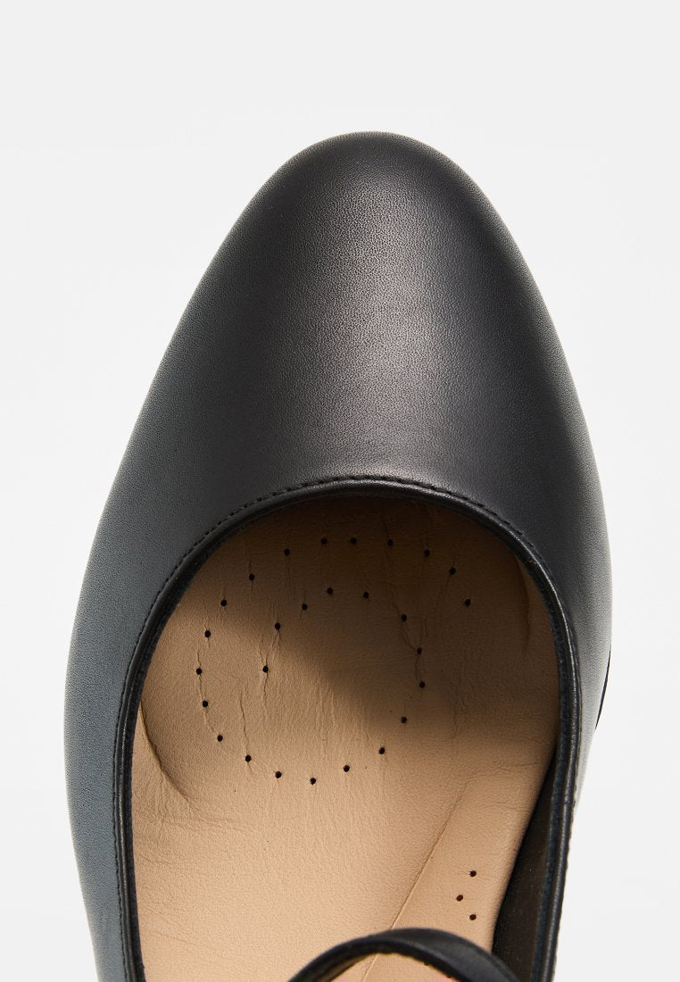Clarks FREVA55