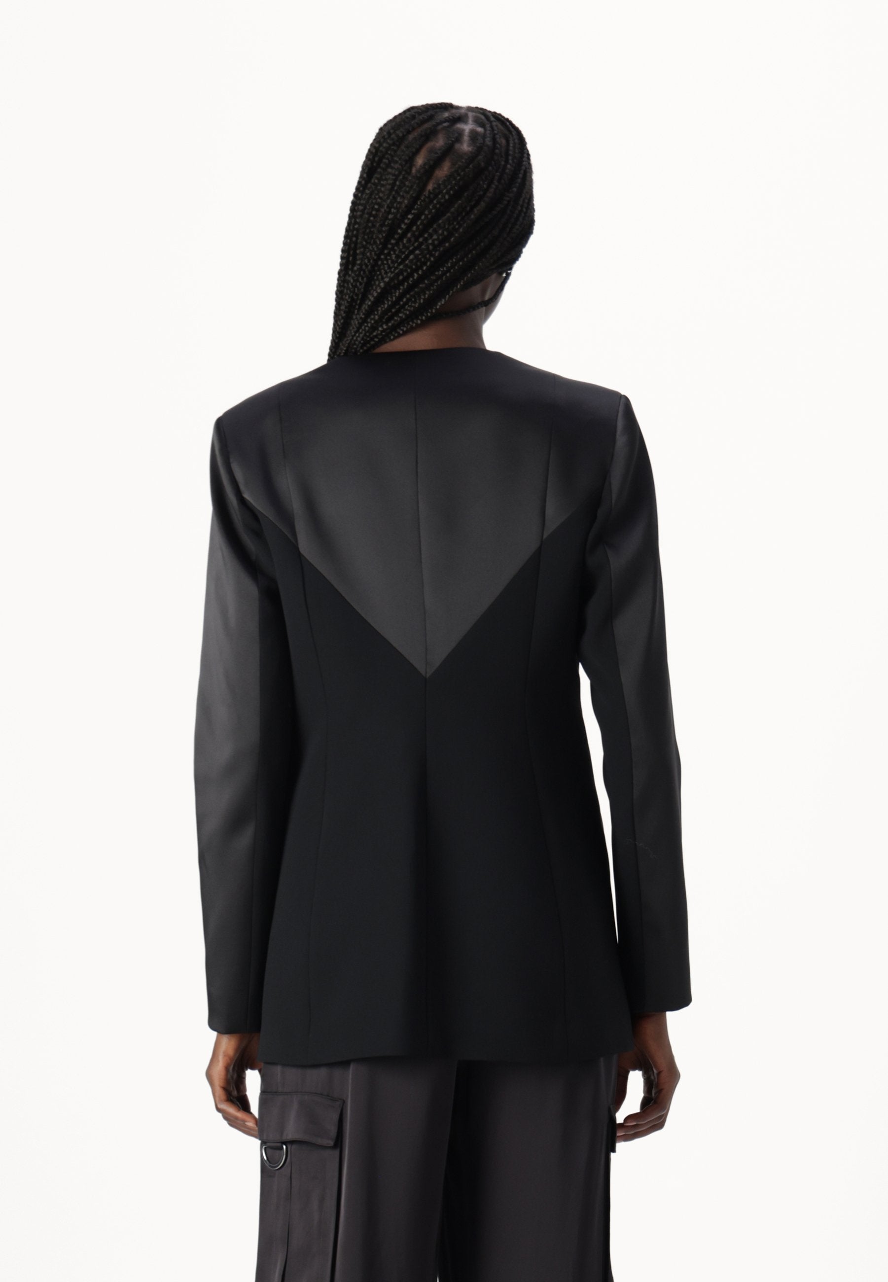 TAILORED  Media 4