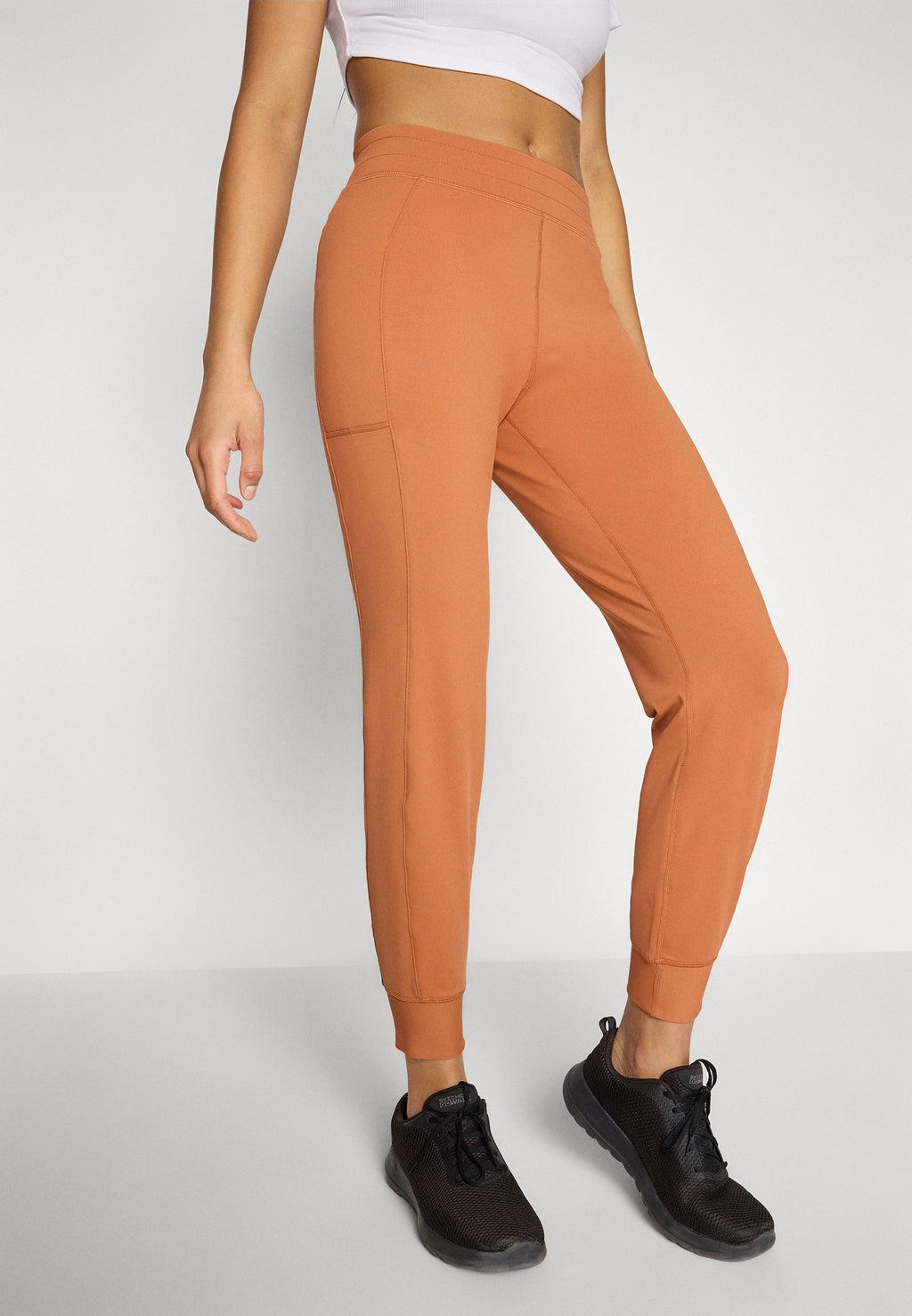 Fabletics ON THE GO