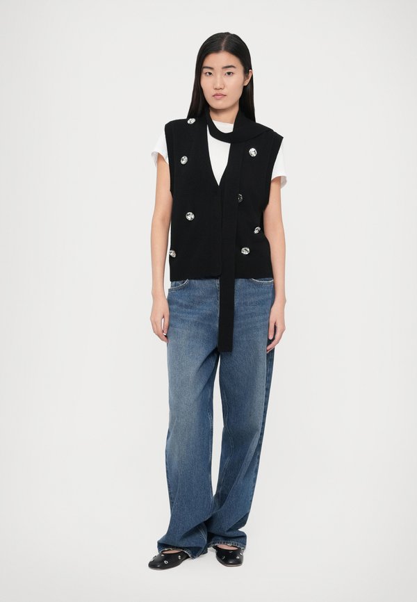 MAX&Co. TEORIA STRICKWESTE