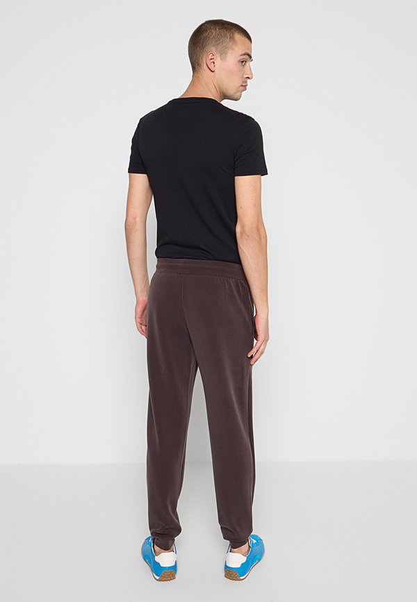 EA7 Emporio Armani