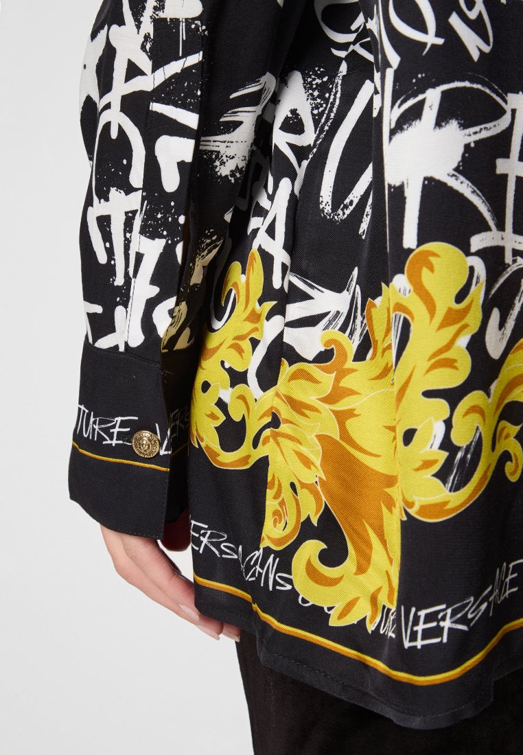 Versace Jeans Couture