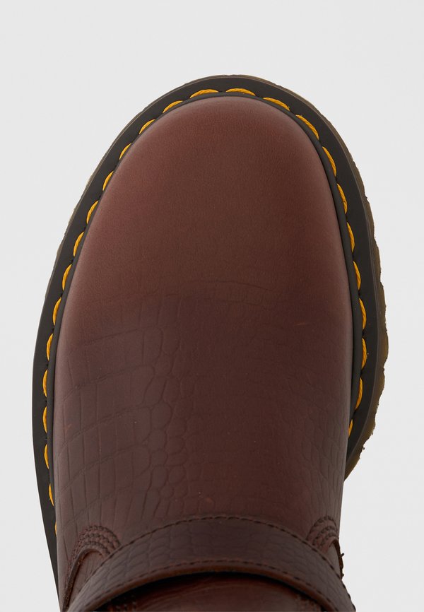 Dr. Martens ANISTONE